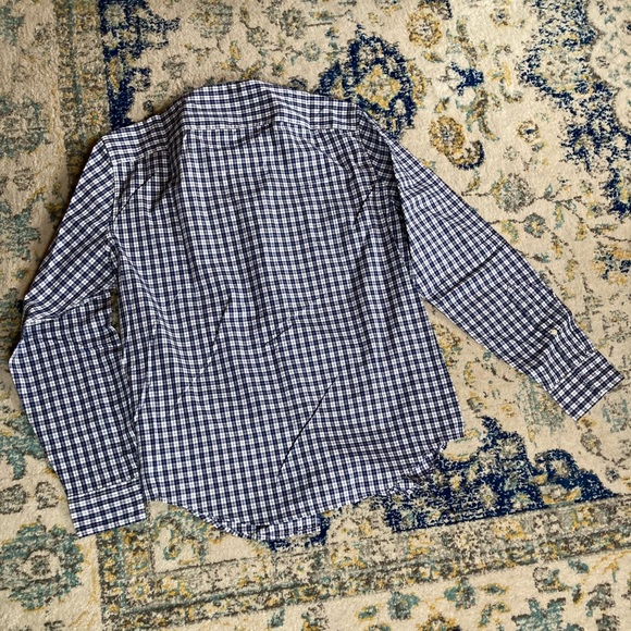 NWT Abercrombie & Fitch Long-Sleeve Plaid Button-Up Shirt - Picture 4 of 9